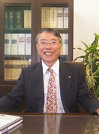 中嶋 忠男