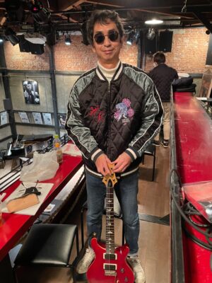目野 哲一