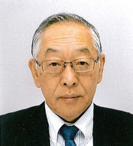 成田 英二