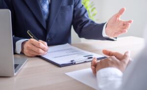 社会保険は役員でも加入義務がある！？加入条件や手続きなどを解説