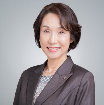 結城 久美子
